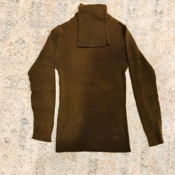 Vintage 1980’s Pierre Cardin brown ribbed turtleneck sweater. Size S. - Picture 4 of 7